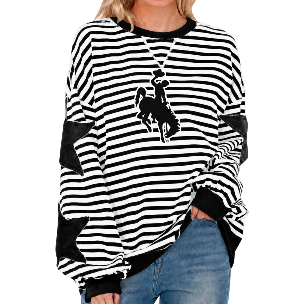 Long Sleeve Black and White Steamboat