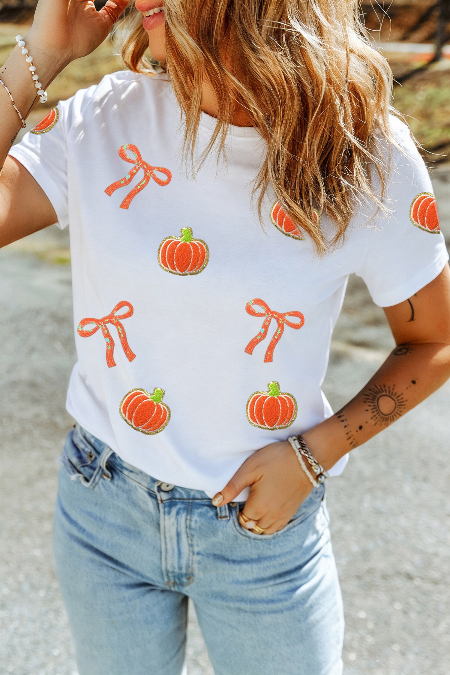 White Sequin Chenille Pumpkin Bow Pattern Casual Short T Shirt
