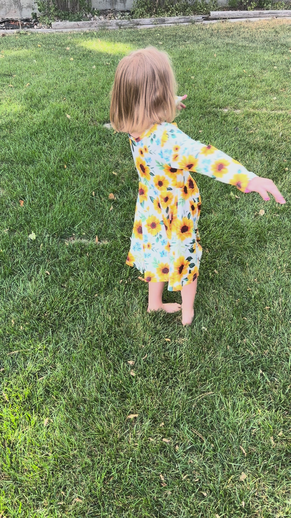 Kids Sunflower Print Round Neck Long Sleeve Dress